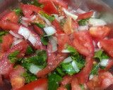 Foto del paso 3 de la receta: Lomo en salsa de hongos, tomates secos y ajo con ensalada fresca