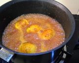 A picture of step 4 of Egg Curry With Curd.