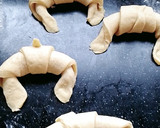 Foto del paso 7 de la receta: Medialunas de manteca