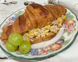 A picture of step 15 of Corn, Tuna, and Egg Salad Sandwich.