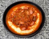 Foto del paso 5 de la receta: 🧀 Polenta bien cremosa con queso y salsa