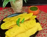 A picture of step 4 of Gujarati Fafda.