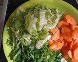 Foto langkah ke 3 dari resep Capcay Goreng (dengan kekian udang).