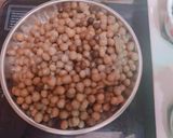 मटर चाट मार्केट स्टाइल (matar chaat market style reicpe in Hindi) रेसिपी चरण 1 फोटो