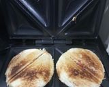 A picture of step 4 of Paneer sandwich.