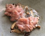 รูปขั้นตอนการทำที่ 1 ของ “ผัดหมี่ยากิโซบะหมูหมัก”
