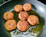 A picture of step 3 of Raw Banana Chops.