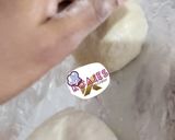 A picture of step 2 of Sesame burger buns.