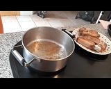 Foto del paso 4 de la receta Costilla de Cerdo Guisada con Pastelitos de Quinoa y Brócoli