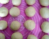 Foto langkah ke 2 dari resep Donat Maizena.