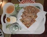A picture of step 8 of Omelette Paratha..