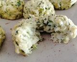 Une image de l'étape 5 de Boulette de courgette au parmesan.