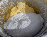 कस्टर्ड मैंगो चॉकलेट ग्लेज़ केक रेसिपी चरण 2 फोटो