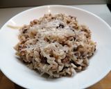 Foto del passaggio 6 della ricetta Risotto Radicchio, Salsiccia e crema di Zola