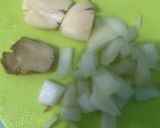 Foto langkah ke 4 dari resep Sup Oyong Mi Creamy Onion.
