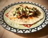 Foto del paso 4 de la receta: Taco mexicano vegano de tofu picante caramelizado