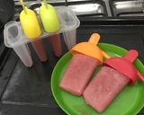 A picture of step 1 of Pomegranate popsicles.