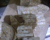 Foto langkah ke 1 dari resep Tempe Kemul Daun Jeruk.