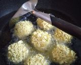 Foto langkah ke 6 dari resep Bola-bola tahu rambutan.