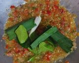 Foto langkah ke 2 dari resep Tumis Pakis Bunga Pepaya Ala Manado.