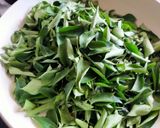 A picture of step 1 of Curry leaves powder chuteny.