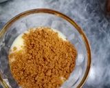 A picture of step 4 of Candi spread dessert cups ❤❤❤.