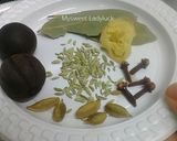 Foto langkah ke 7 dari resep Nasi Arab Kabsah Ayam.