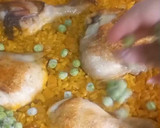 Foto del paso 4 de la receta: Arroz con pollo al horno 🥘