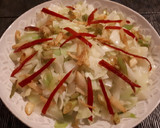Foto del paso 11 de la receta: Ensalada de col con aderezo de lima, leche de coco y cacahuetes
