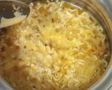 A picture of step 2 of Ramen vegan noodles.