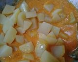 Foto langkah ke 2 dari resep Kentang Bumbu Kuning.