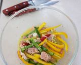 Foto del paso 2 de la receta: Ceviche de salmón colorido