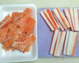 Foto langkah ke 3 dari resep Salmon Kani Mentai.