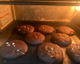 A picture of step 6 of Subway style white chocolate chip cookie.