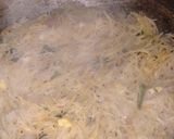 A picture of step 3 of Vermicelli upma.