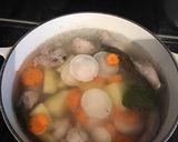 Foto langkah ke 2 dari resep Soup ayam rempah sehat.