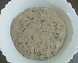 A picture of step 3 of Mixed Millets Thaalipeeth.