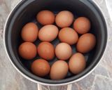 Kaszinótojás franciasaláta ágyon recept fázis 1 fotója