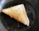 A picture of step 6 of Dabeli Sandwich.