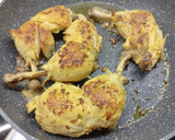 Serpenyőben vajon sült csirkecomb gluténmentesen recept fázis 3 fotója