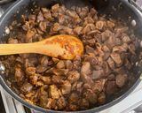 A picture of step 3 of Stewed Chicken Gizzards.