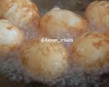 Foto langkah ke 1 dari resep Telur Sambal Tomat Terasi.