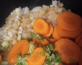 Foto del paso 2 de la receta: Estofado de bifes y verduras💪💪