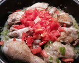 Foto del paso 10 de la receta: Estofado de pollo con patatas y olivas amarillas