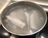 Foto del paso 2 de la receta: Merluza en dos versiones