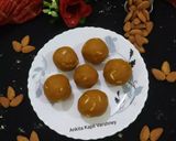 A picture of step 6 of Besan Ladoo.