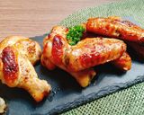 Hình bước làm 3 của món Teba Shioyaki - Cánh gà nướng muối