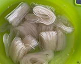 Hình bước làm 1 của món Hủ tiếu chay