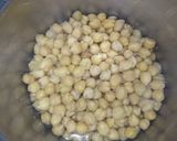 A picture of step 2 of Jain Chole.