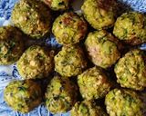 Une image de l'étape 4 de Boulettes de courgettes.